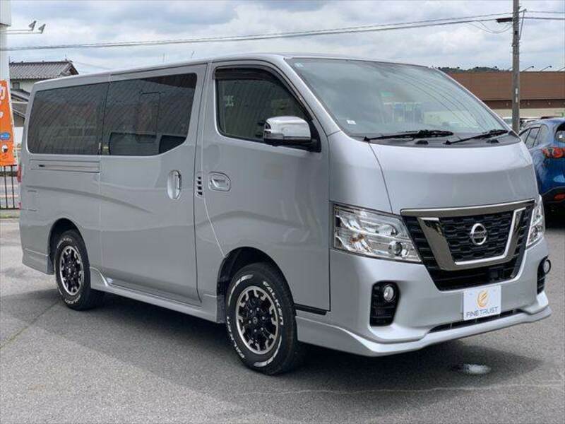 NV350 CARAVAN-16