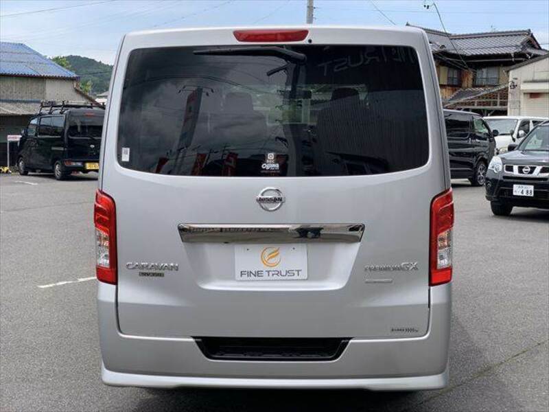NV350 CARAVAN-19