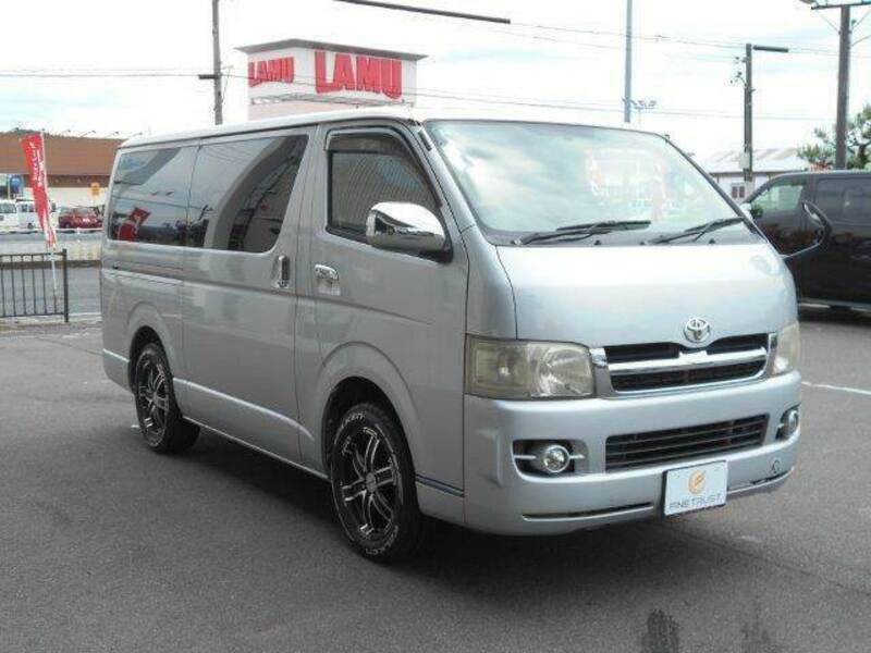 HIACE VAN