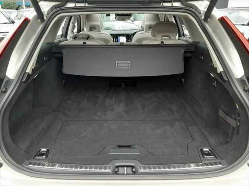 V90