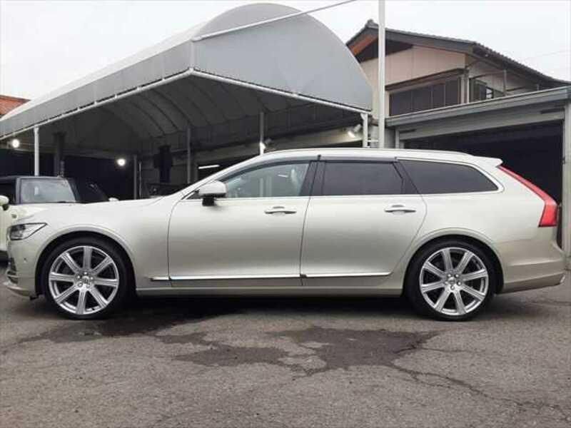 V90