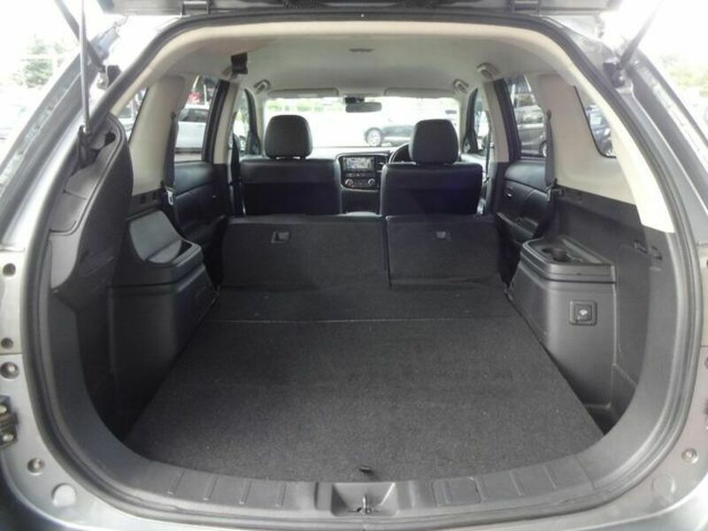 OUTLANDER PHEV