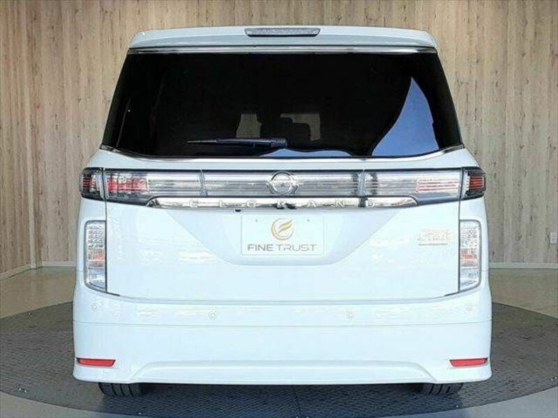 ELGRAND-19