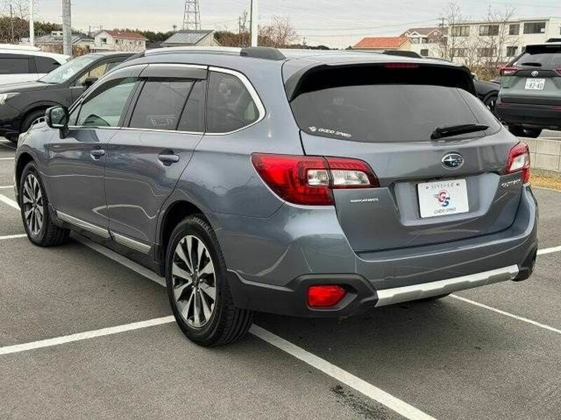 LEGACY OUTBACK-16