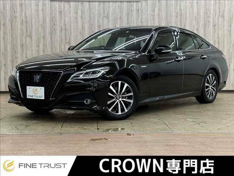 TOYOTA CROWN