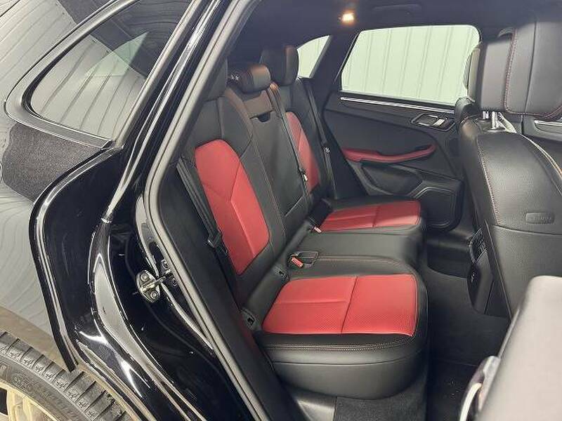 MACAN