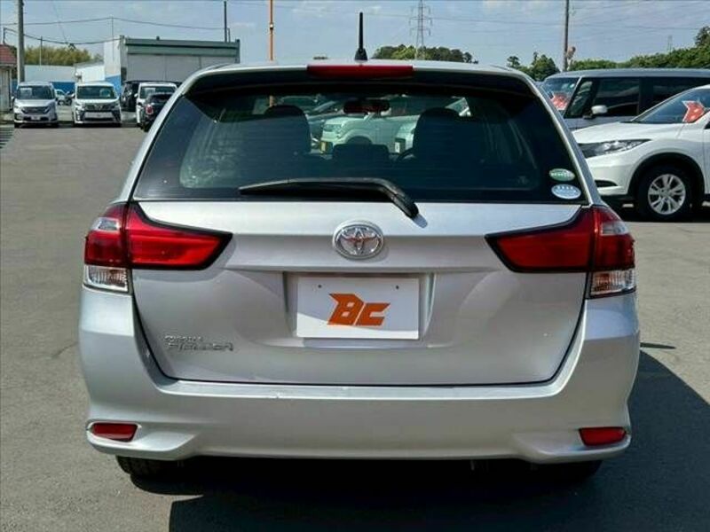 COROLLA FIELDER