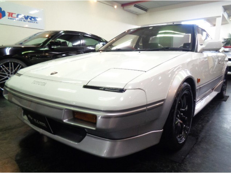 TOYOTA MR2