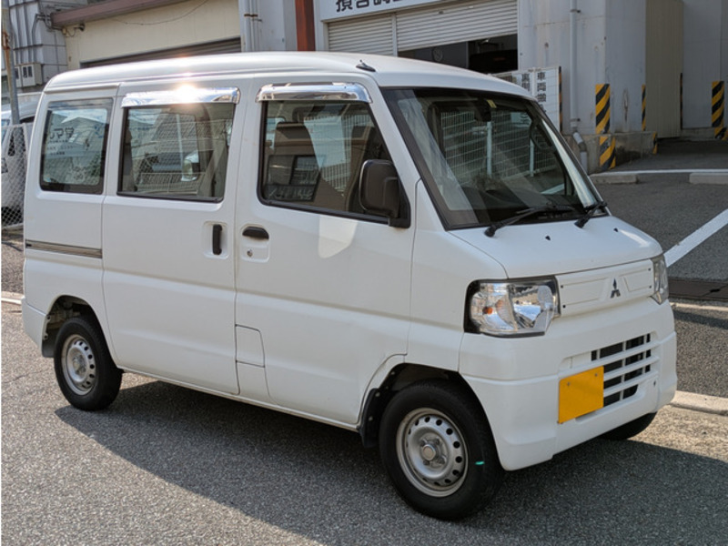 MINICAB VAN