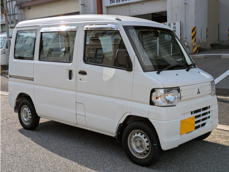 MITSUBISHI MINICAB VAN