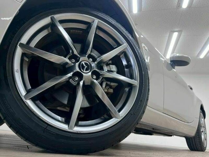 ROADSTER RF-18