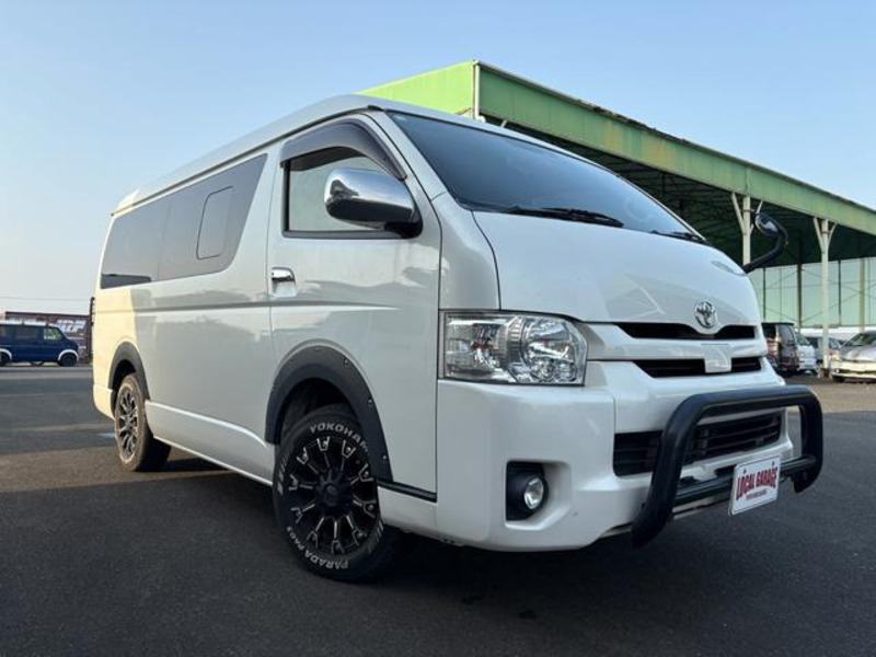 HIACE