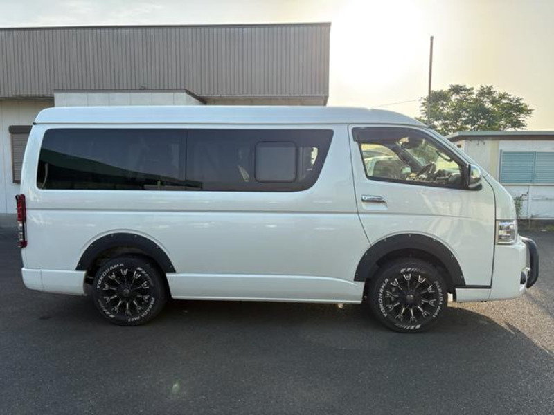 HIACE