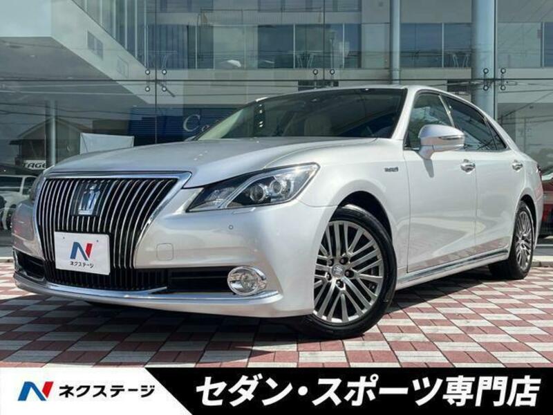 TOYOTA CROWN MAJESTA
