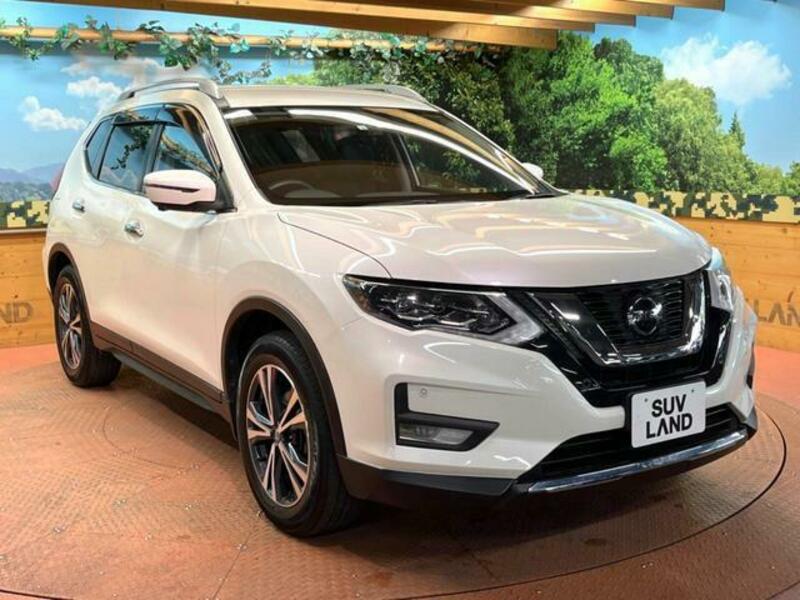 X-TRAIL
