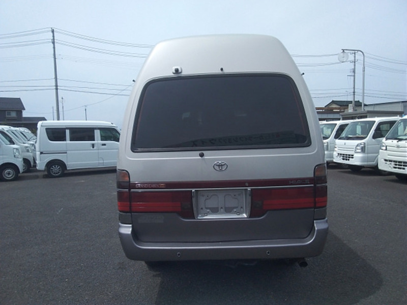 HIACE