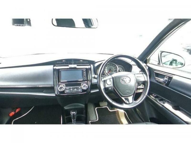COROLLA FIELDER