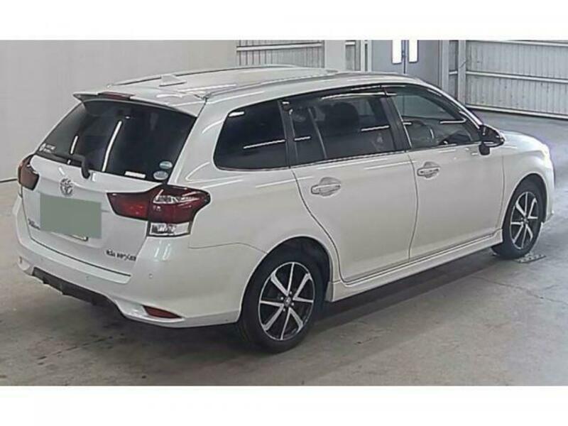 COROLLA FIELDER