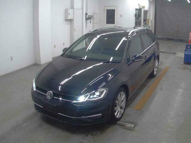 GOLF VARIANT