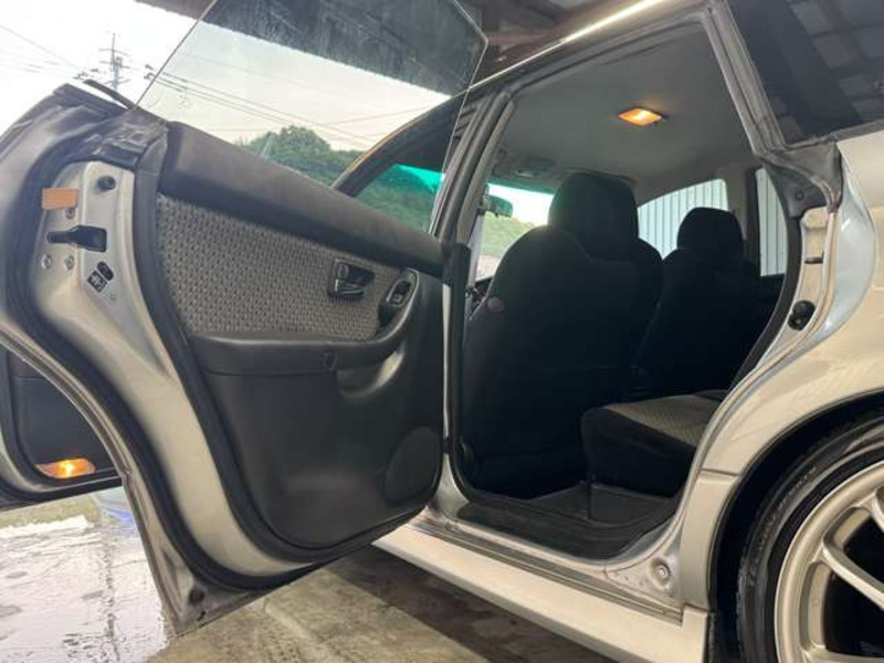 LEGACY B4