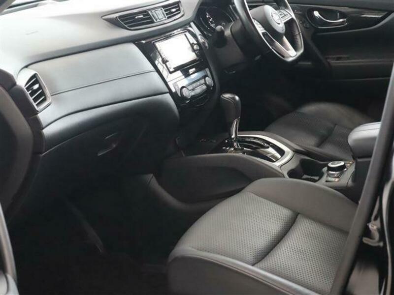 X-TRAIL