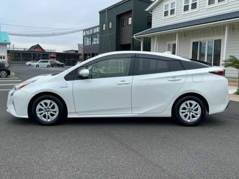 PRIUS-7