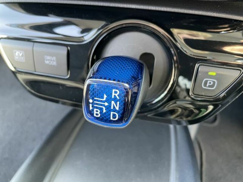 PRIUS-12