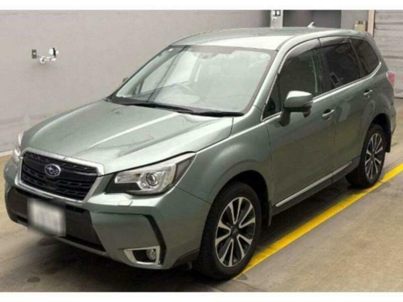 SUBARU　FORESTER