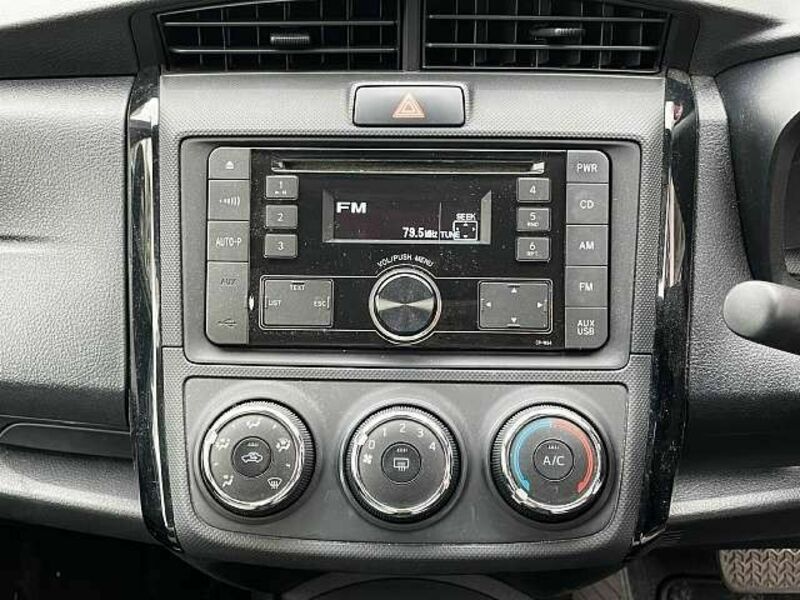 COROLLA AXIO