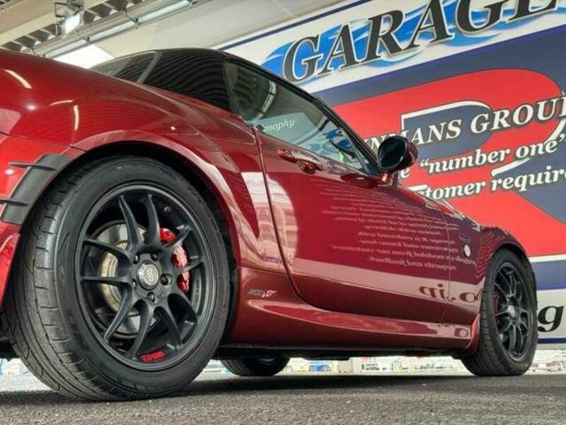 ROADSTER