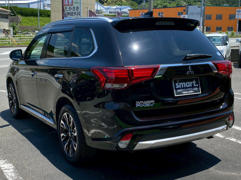 OUTLANDER PHEV