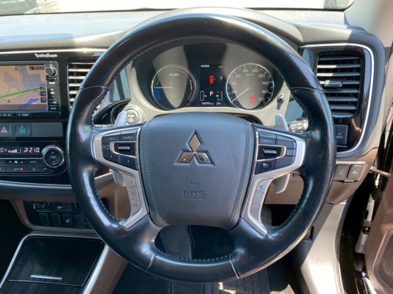 OUTLANDER PHEV