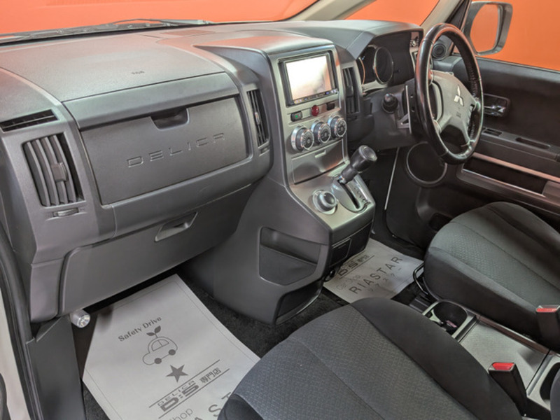 DELICA D5