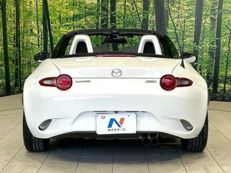 ROADSTER-14