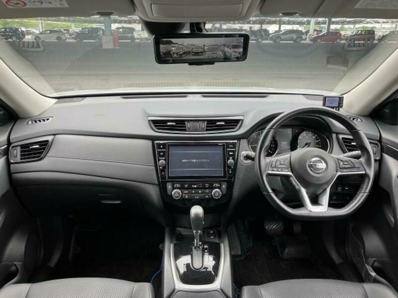 X-TRAIL-2