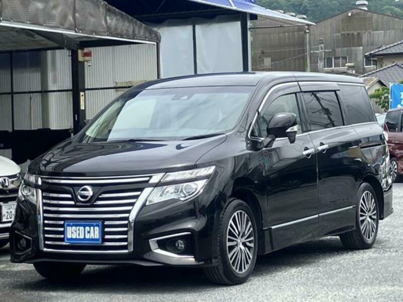 NISSAN ELGRAND