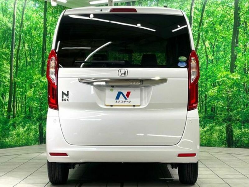 N BOX