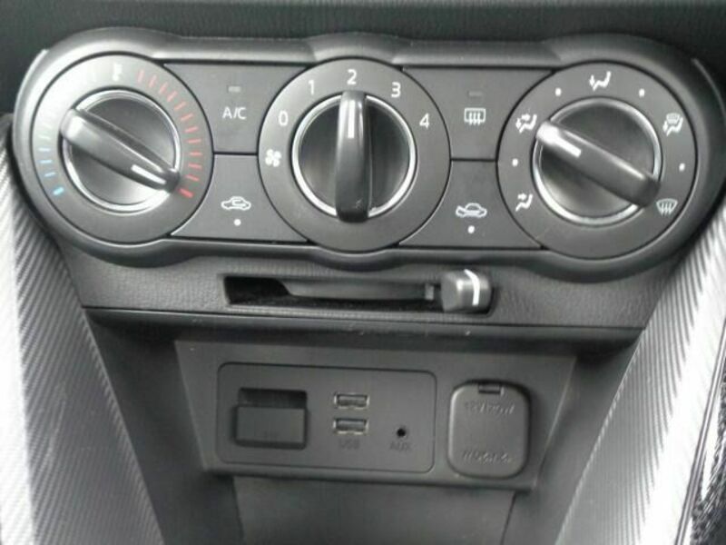 DEMIO-10