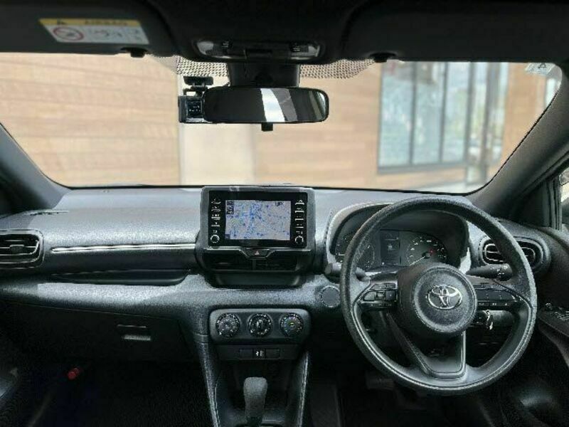 YARIS-1