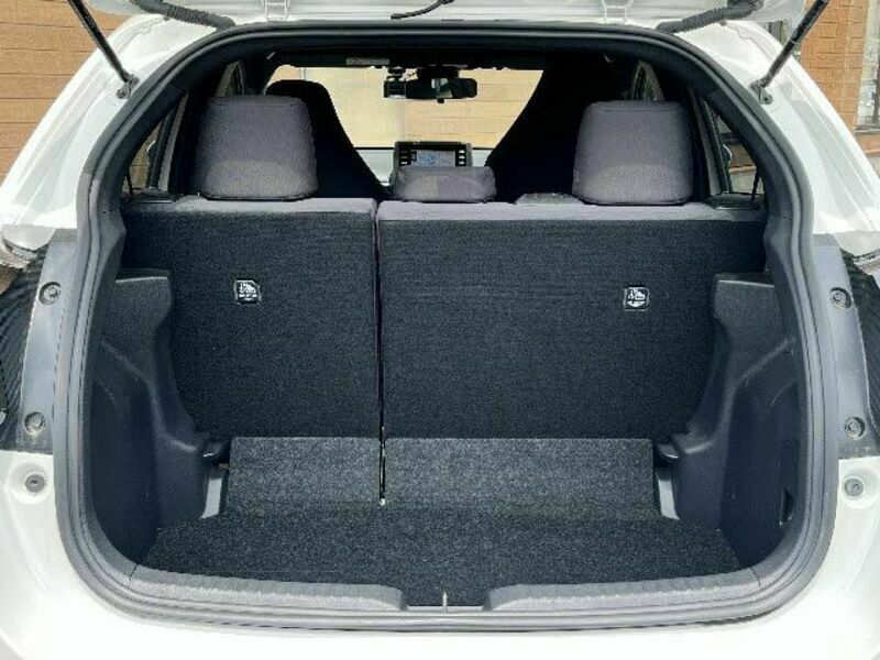 YARIS-20