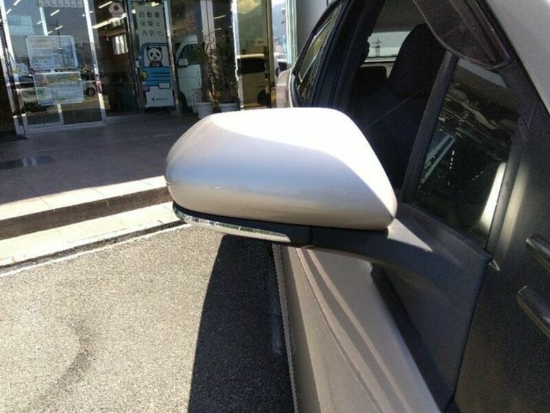 PRIUS-7