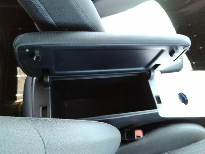 PRIUS-14