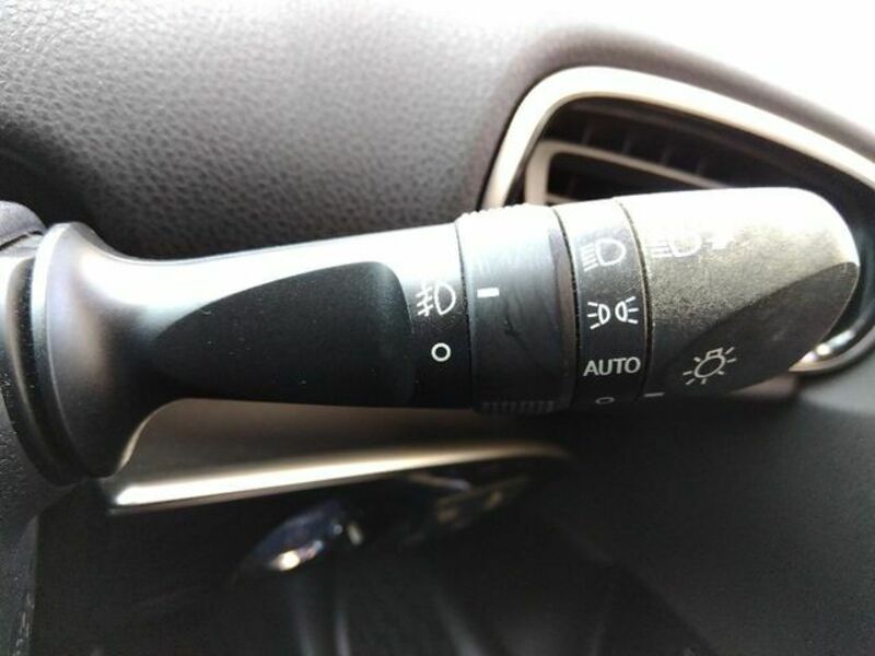 PRIUS-23