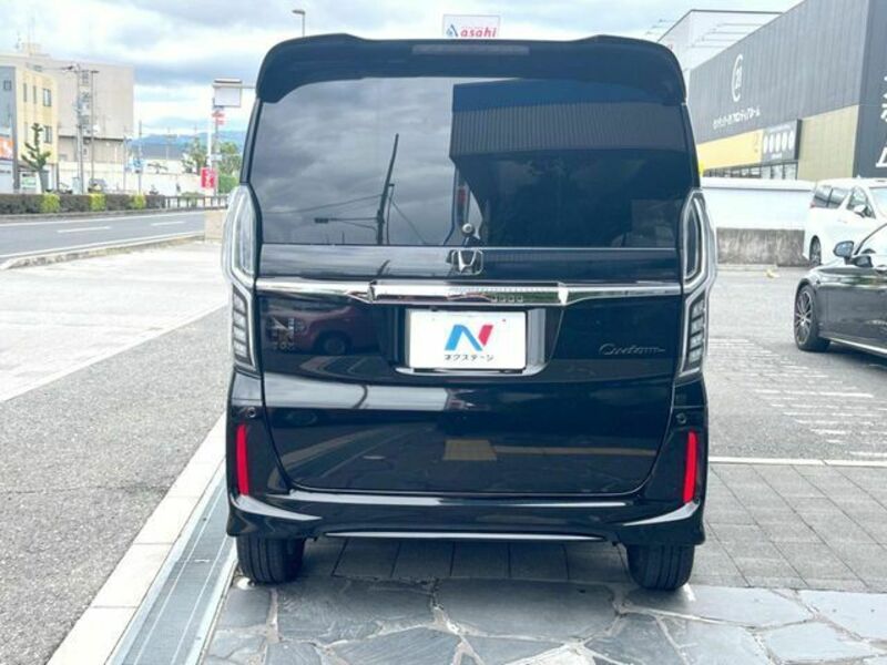 N BOX CUSTOM