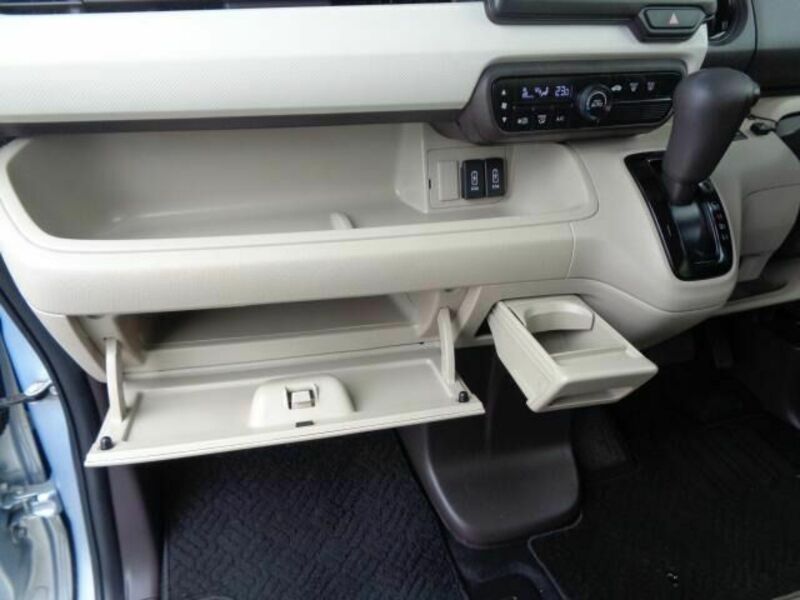 N BOX-11