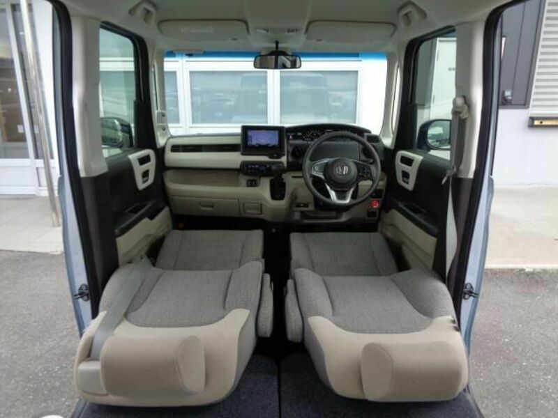 N BOX-18