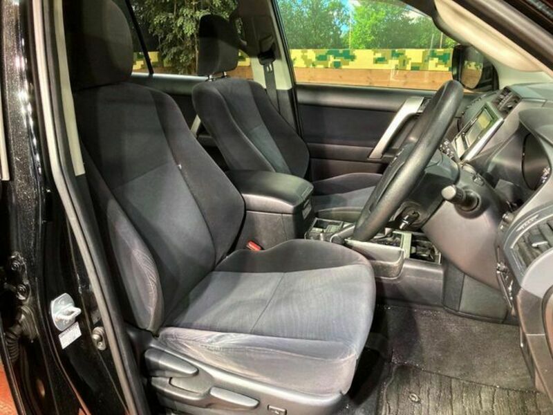 LAND CRUISER PRADO-7