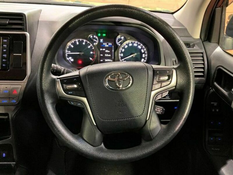 LAND CRUISER PRADO-11