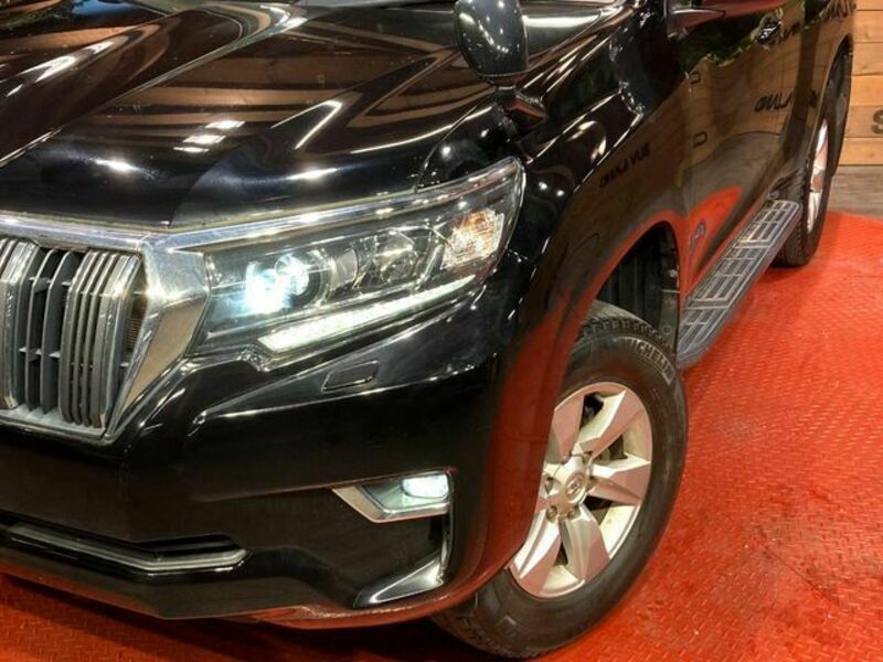 LAND CRUISER PRADO-12