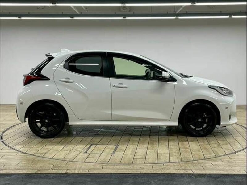 YARIS